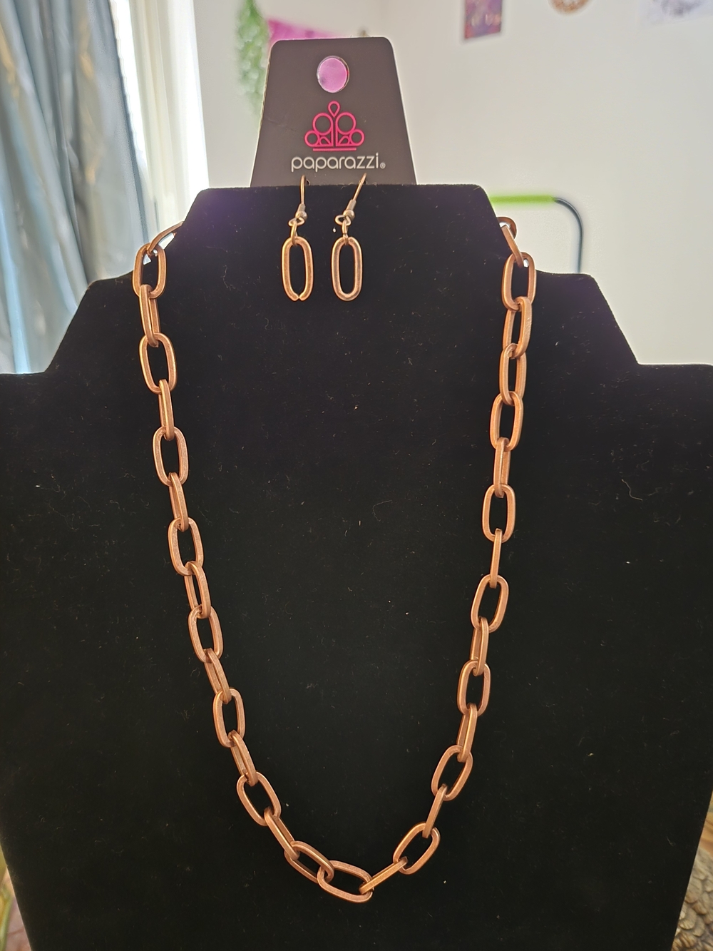 paparazzi Rose Gold Link Chain Necklace with Matching Oval Drop Earrings